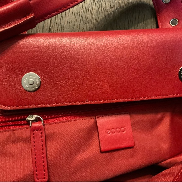 New ECCO Leather/Fabric Shoulder bag w Magnetic Closure, Multicolor - Picture 3 of 4